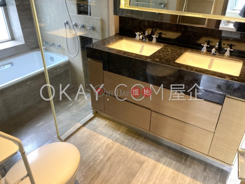 Popular 3 bedroom with balcony | For Sale | The Summa 高士台 Sales Listings