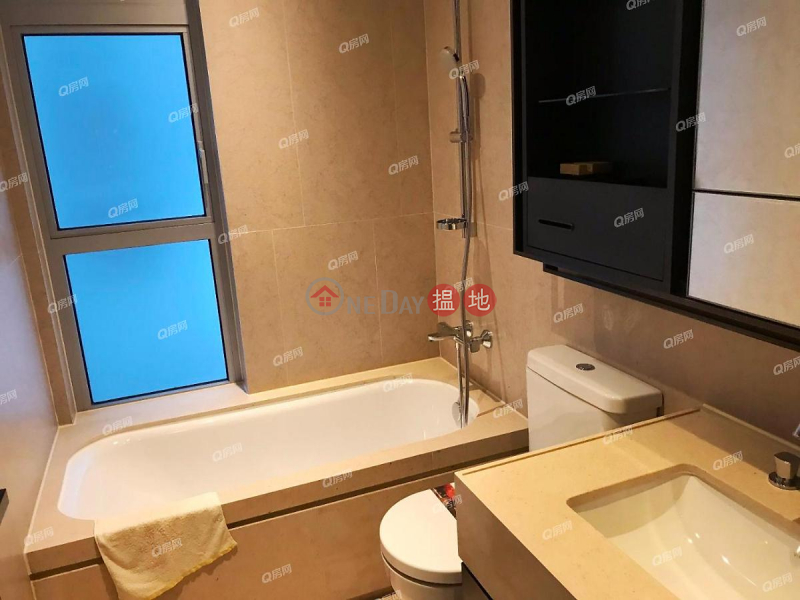 Property Search Hong Kong | OneDay | Residential Rental Listings, Mount Pavilia Tower 21 | 3 bedroom Low Floor Flat for Rent