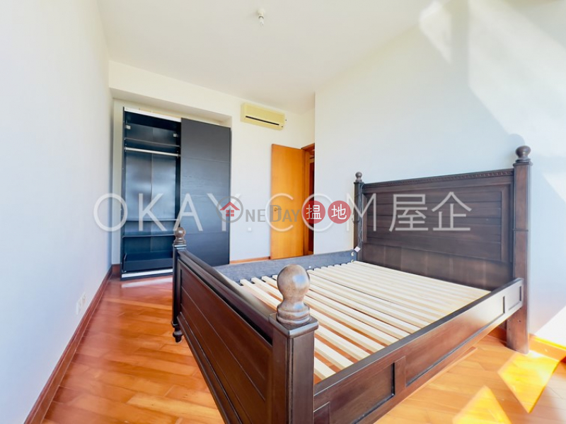HK$ 30,000/ month | Phase 4 Bel-Air On The Peak Residence Bel-Air Southern District Tasteful 2 bedroom with balcony | Rental