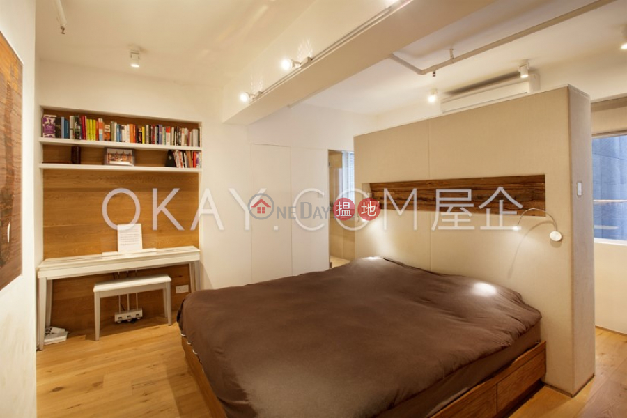 Nicely kept 1 bedroom in Sheung Wan | Rental | Tai Wong Commercial Building 大皇商業大廈 Rental Listings