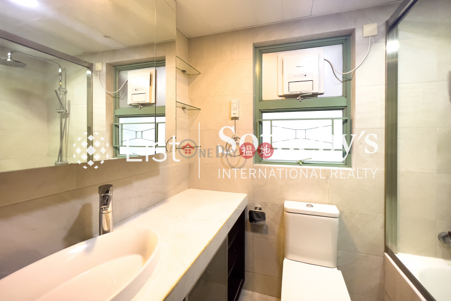 HK$ 35,000/ month Goldwin Heights, Western District Property for Rent at Goldwin Heights with 3 Bedrooms