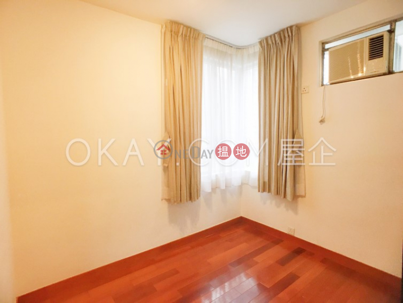 HK$ 16M | Sherwood Court, Western District Nicely kept 2 bedroom on high floor | For Sale
