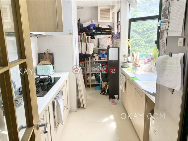 Beautiful 3 bedroom with balcony & parking | For Sale | Grand Garden 華景園 Sales Listings