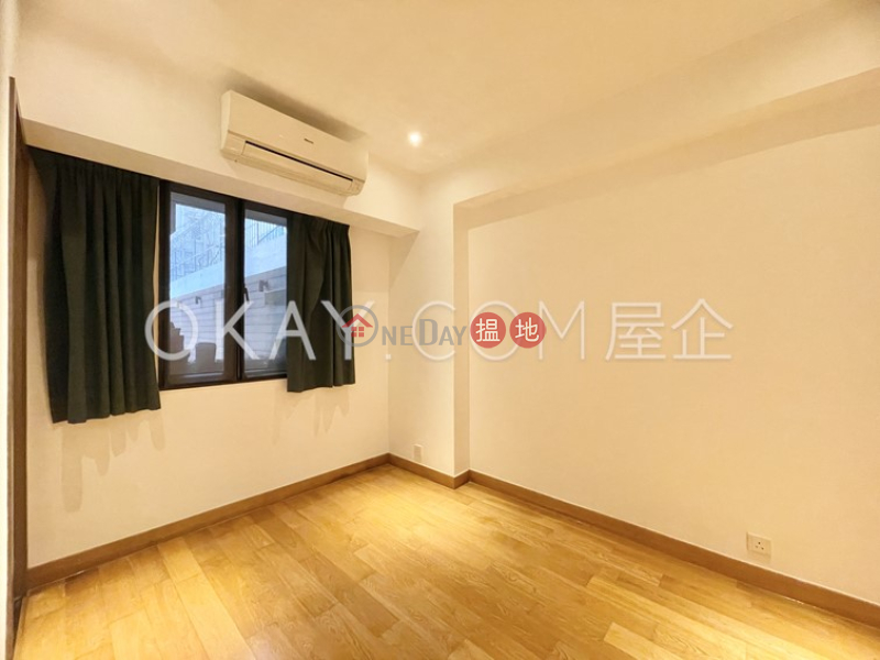 HK$ 38,000/ month | Chun Hing Mansion | Wan Chai District Elegant 2 bedroom with terrace | Rental