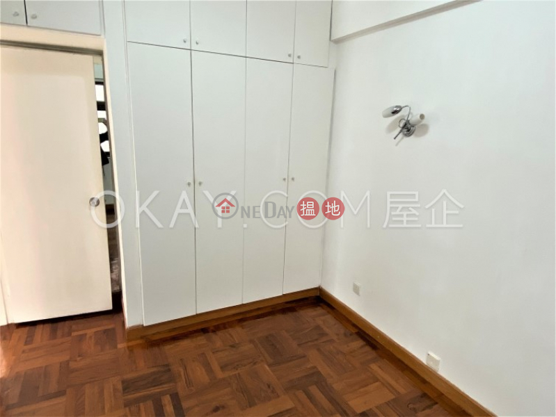 HK$ 12.5M | Oi Kwan Court Wan Chai District | Stylish 2 bedroom with parking | For Sale