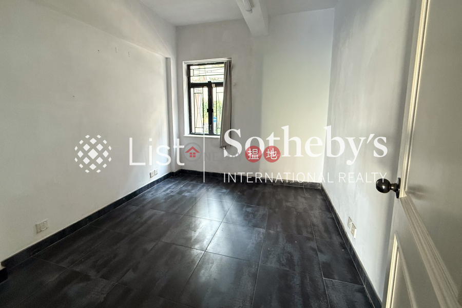 Property for Rent at 65 - 73 Macdonnell Road Mackenny Court with 3 Bedrooms | 65 - 73 Macdonnell Road Mackenny Court 麥堅尼大廈 麥當勞道65-73號 Rental Listings