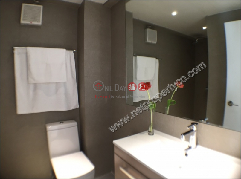 1 bedroom apartment for Rent, 13A New Street 新街13A號 Rental Listings | Central District (A011102)