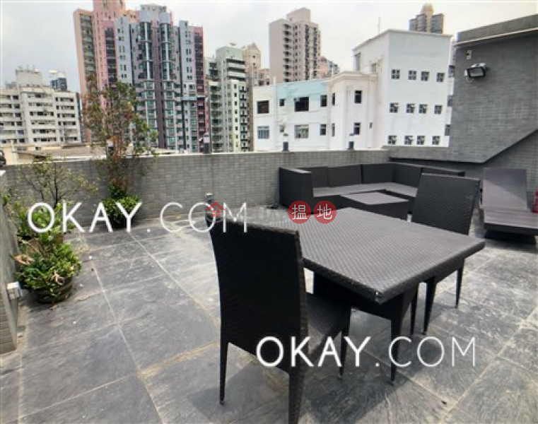Lovely penthouse with rooftop | Rental 31-37 Lyttelton Road | Western District Hong Kong | Rental, HK$ 45,000/ month