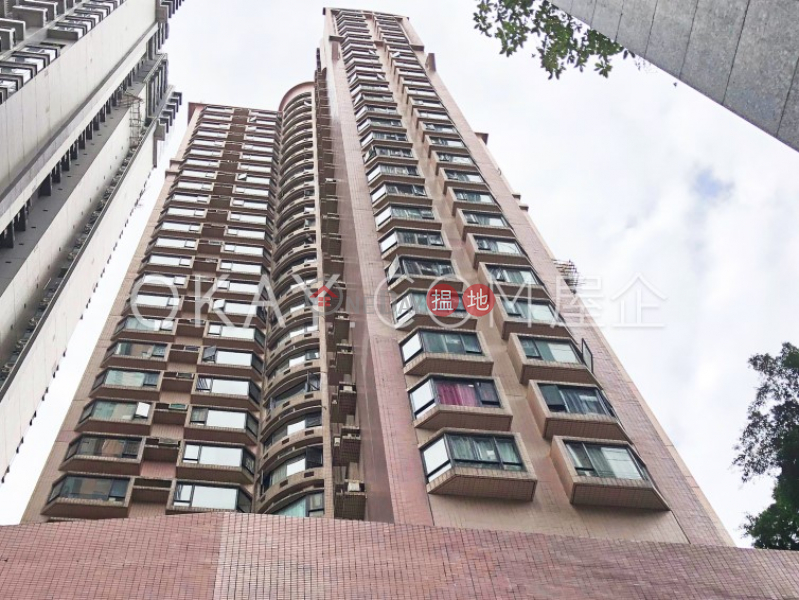 HK$ 27.5M, 1 Tai Hang Road Wan Chai District Luxurious penthouse with rooftop | For Sale