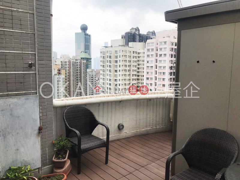 HK$ 8.5M, Intelligent Court | Western District, Charming penthouse with rooftop | For Sale