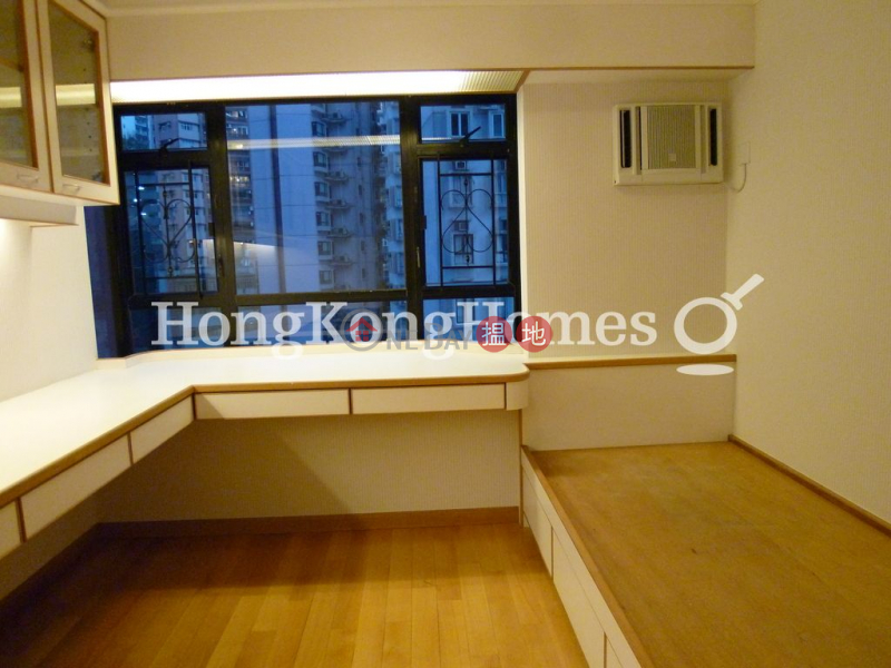 3 Bedroom Family Unit for Rent at The Grand Panorama, 10 Robinson Road | Western District Hong Kong, Rental | HK$ 62,000/ month
