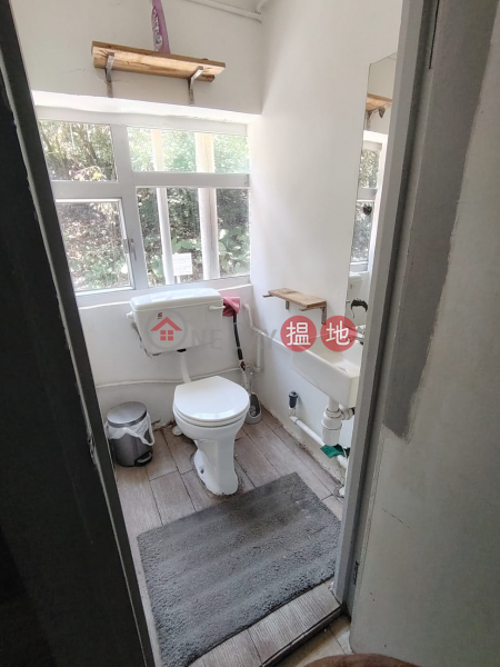 安居工商 何生 連閣樓751呎 共1549呎, 10 Mui Wo Ferry Pier Road | Lantau Island, Hong Kong, Rental, HK$ 20,000/ month