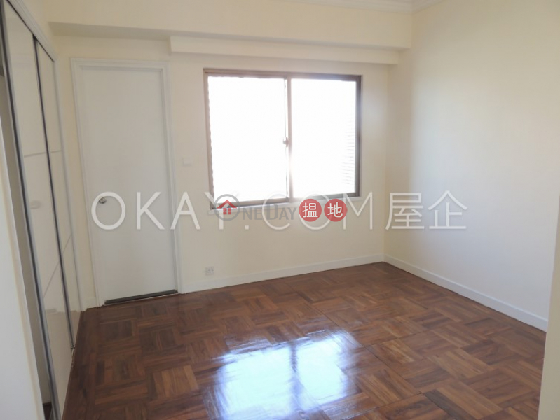 Rare 3 bedroom with balcony & parking | Rental | Parkview Crescent Hong Kong Parkview 陽明山莊 環翠軒 Rental Listings
