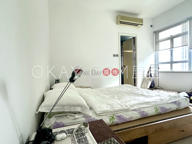 HK$ 53,000/ month | Dragon Garden, Wan Chai District | Efficient 3 bedroom with balcony & parking | Rental