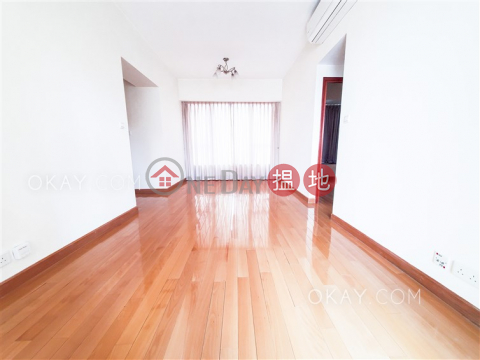 Popular 3 bedroom with balcony | Rental|Western District2 Park Road(2 Park Road)Rental Listings (OKAY-R40853)_0