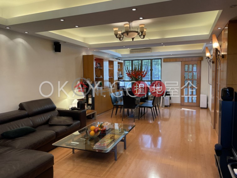Gorgeous 3 bedroom with balcony | For Sale | Kingsland Court 金麗閣 _0