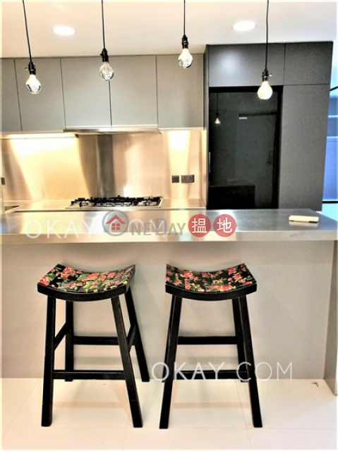 Efficient 3 bedroom in Mid-levels West | For Sale | Caine Mansion 堅都大廈 _0