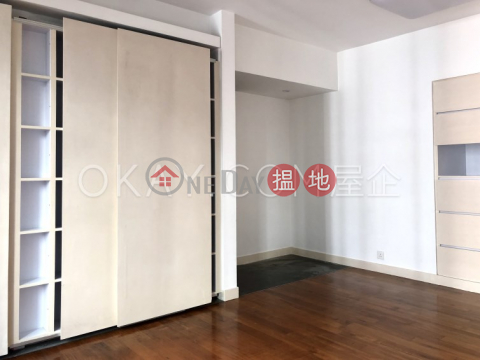 Elegant 3 bedroom with balcony | For Sale | Jing Tai Garden Mansion 正大花園 _0