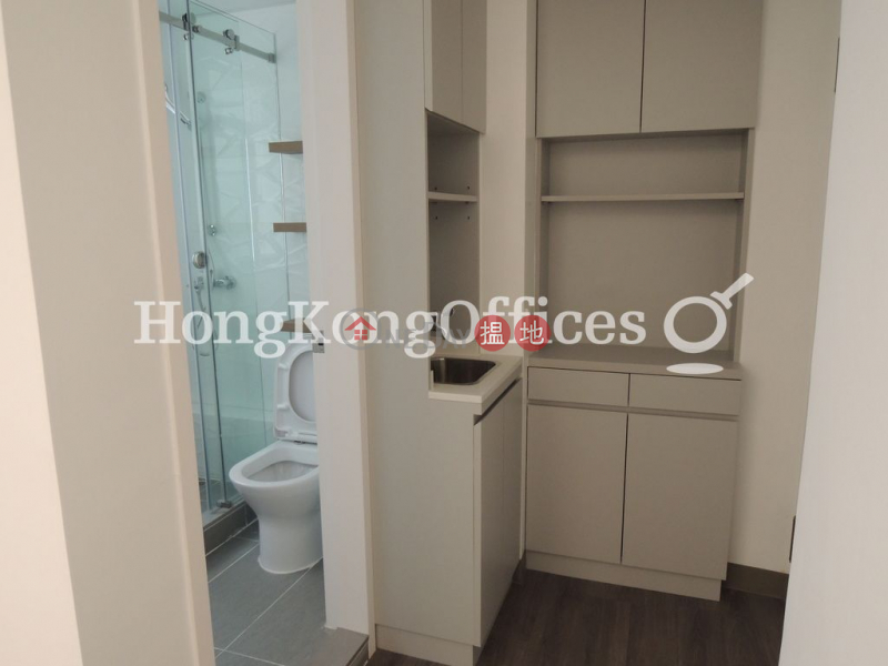 HK$ 20,999/ month | Richmake Commercial Building | Central District Office Unit for Rent at Richmake Commercial Building