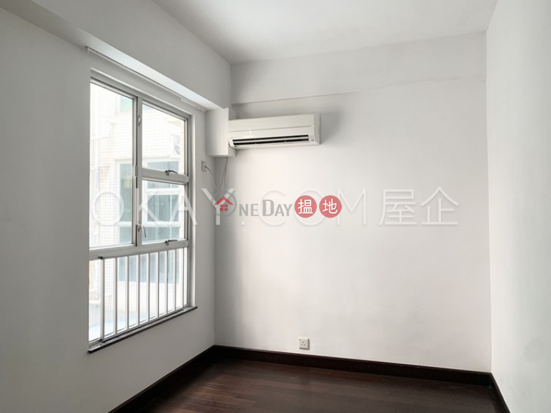 Stylish 3 bedroom with balcony & parking | Rental | The Regalis 帝鑾閣 Rental Listings