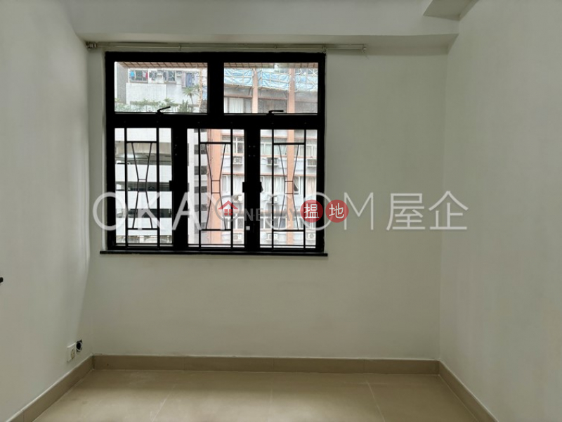 HK$ 9M | Ming Garden | Western District Lovely 2 bedroom in Mid-levels West | For Sale