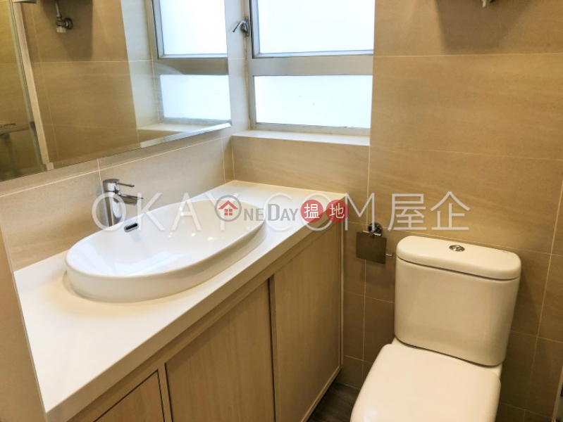 HK$ 13.5M | 33-35 ROBINSON ROAD Western District Charming 3 bedroom on high floor | For Sale
