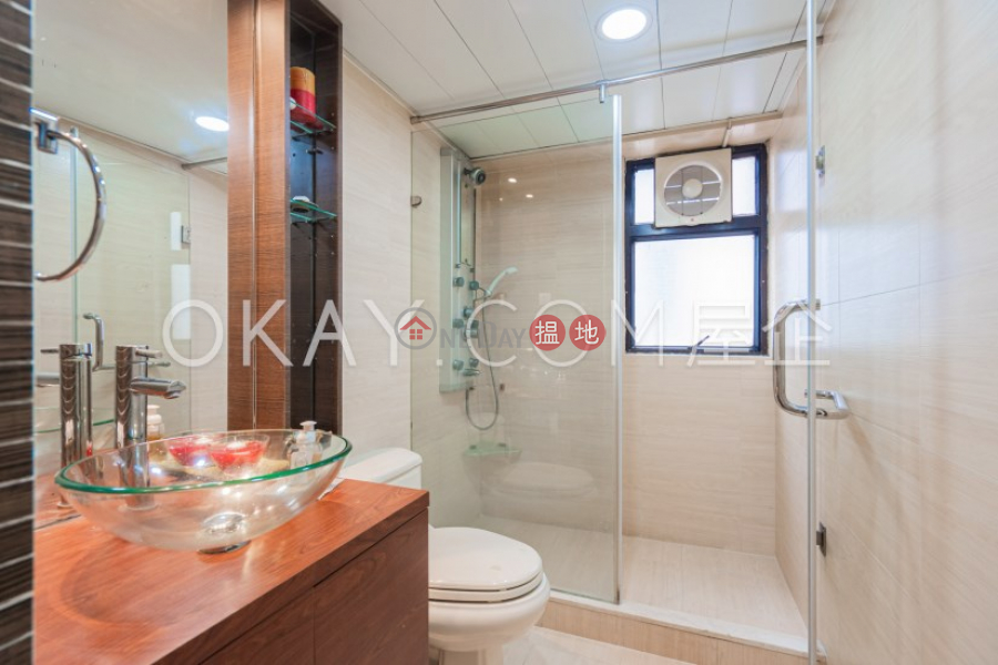 Nicely kept 2 bedroom with balcony & parking | For Sale 94-96 Waterloo Road | Kowloon City Hong Kong | Sales | HK$ 13.5M