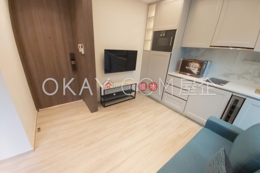 Popular 1 bedroom with balcony | Rental 8 Mosque Street | Western District | Hong Kong, Rental HK$ 25,000/ month