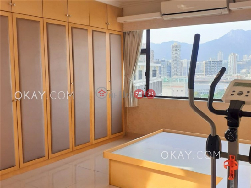 HK$ 58,000/ month | Everwell Garden Kowloon City Nicely kept 4 bedroom with parking | Rental