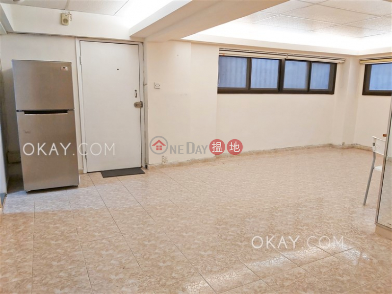 Property Search Hong Kong | OneDay | Residential, Sales Listings | Tasteful 3 bedroom in Mid-levels West | For Sale