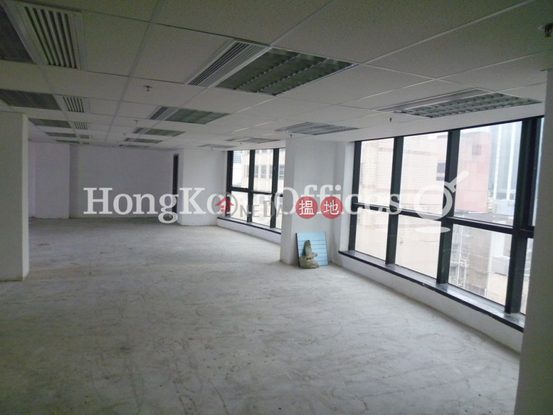 Property Search Hong Kong | OneDay | Office / Commercial Property | Rental Listings | Office Unit for Rent at Golden Dragon Centre