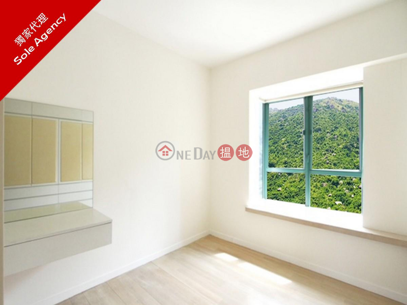 HK$ 16M Hillsborough Court Central District 2 Bedroom Flat for Sale in Central Mid Levels