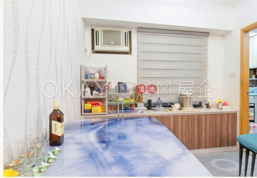 Efficient 3 bedroom in Mid-levels West | For Sale | Robinson Heights 樂信臺 Sales Listings