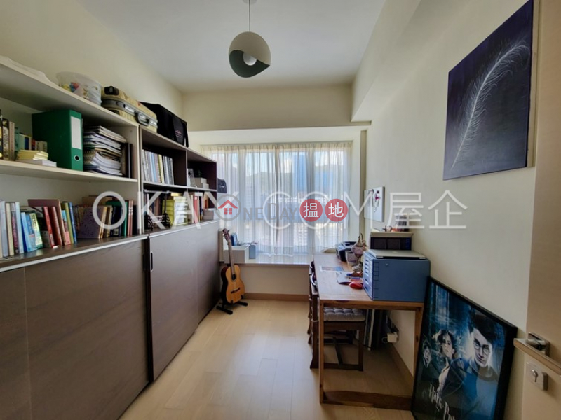 HK$ 46M, Marinella Tower 8 Southern District Beautiful 3 bed on high floor with balcony & parking | For Sale