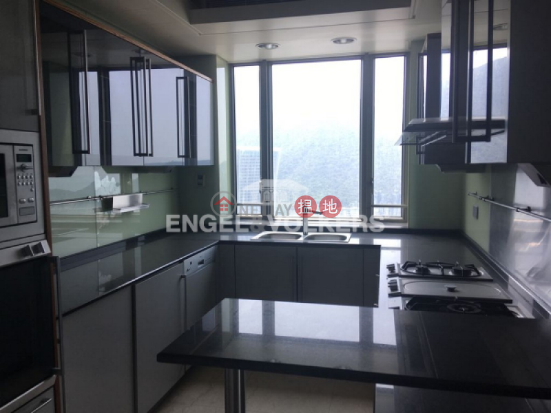 4 Bedroom Luxury Flat for Sale in Repulse Bay | Grosvenor Place Grosvenor Place Sales Listings