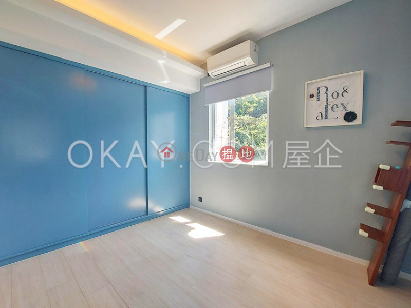 HK$ 32,000/ month, Shan Kwong Tower, Wan Chai District Unique 2 bedroom on high floor with parking | Rental