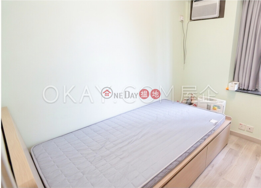 Efficient 3 bedroom in Mid-levels West | For Sale | Robinson Heights 樂信臺 Sales Listings