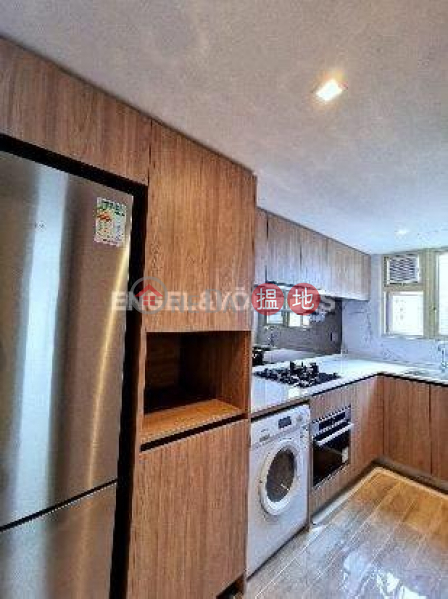 HK$ 41,000/ month St. Joan Court Central District, 1 Bed Flat for Rent in Central Mid Levels
