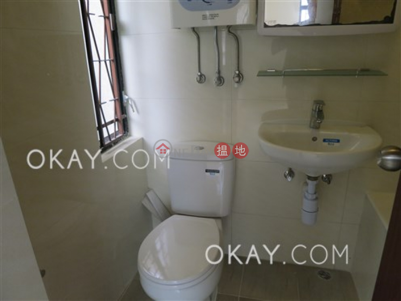 HK$ 40,000/ month, 89 Blue Pool Road | Wan Chai District Tasteful 3 bedroom with balcony | Rental