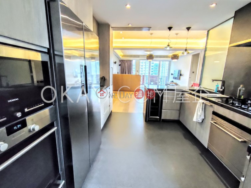 Efficient 3 bedroom with balcony & parking | For Sale | Fulham Garden 富林苑 A-H座 Sales Listings