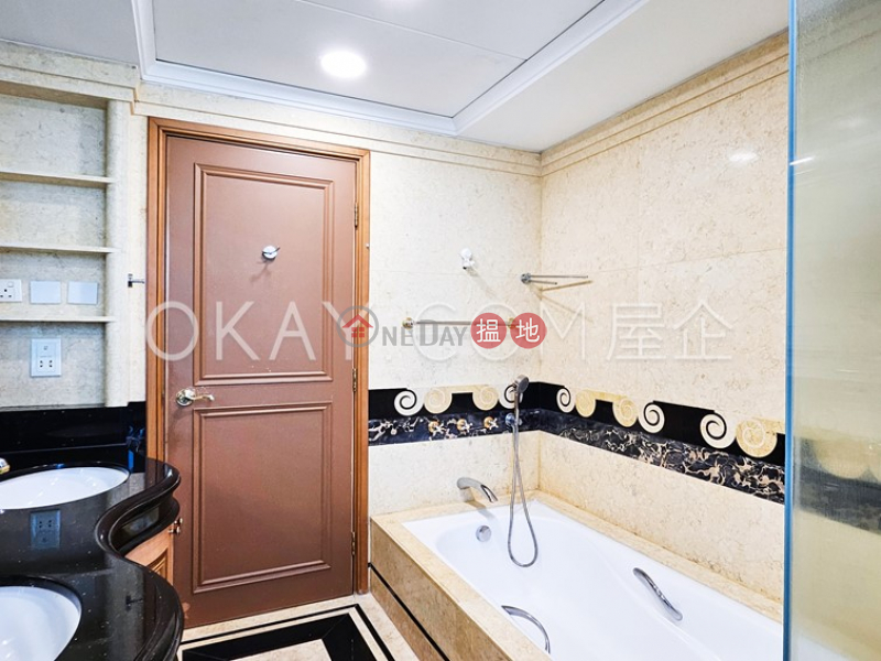 HK$ 80,000/ month | The Leighton Hill | Wan Chai District, Stylish 3 bedroom with racecourse views | Rental