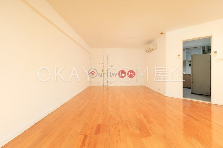 Charming 3 bedroom on high floor | For Sale | Robinson Place 雍景臺 Sales Listings