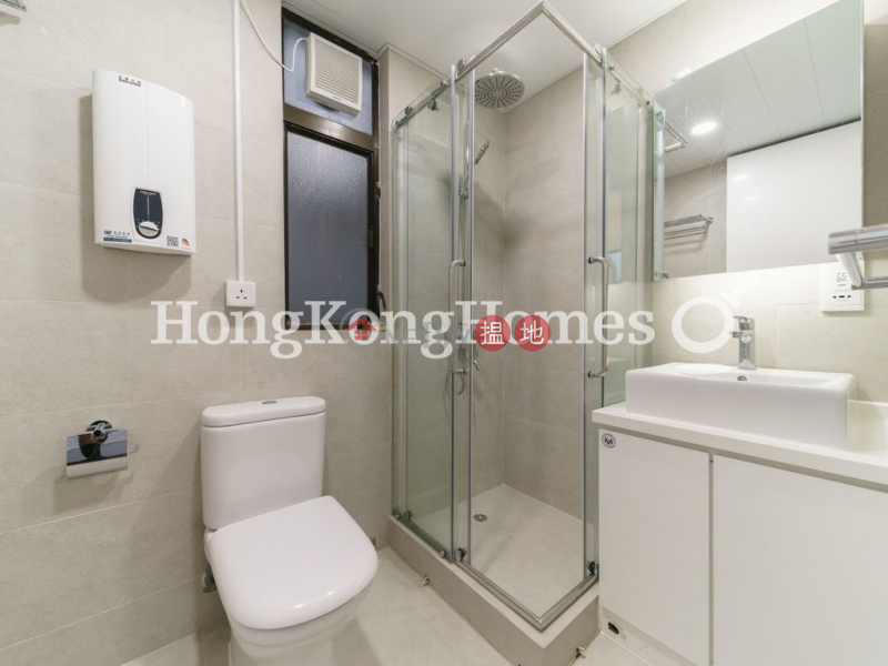 Property Search Hong Kong | OneDay | Residential | Rental Listings | 3 Bedroom Family Unit for Rent at Burnside Estate