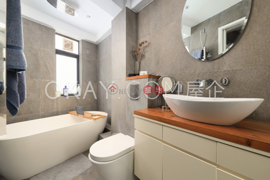 Property Search Hong Kong | OneDay | Residential Sales Listings, Charming penthouse with rooftop & balcony | For Sale