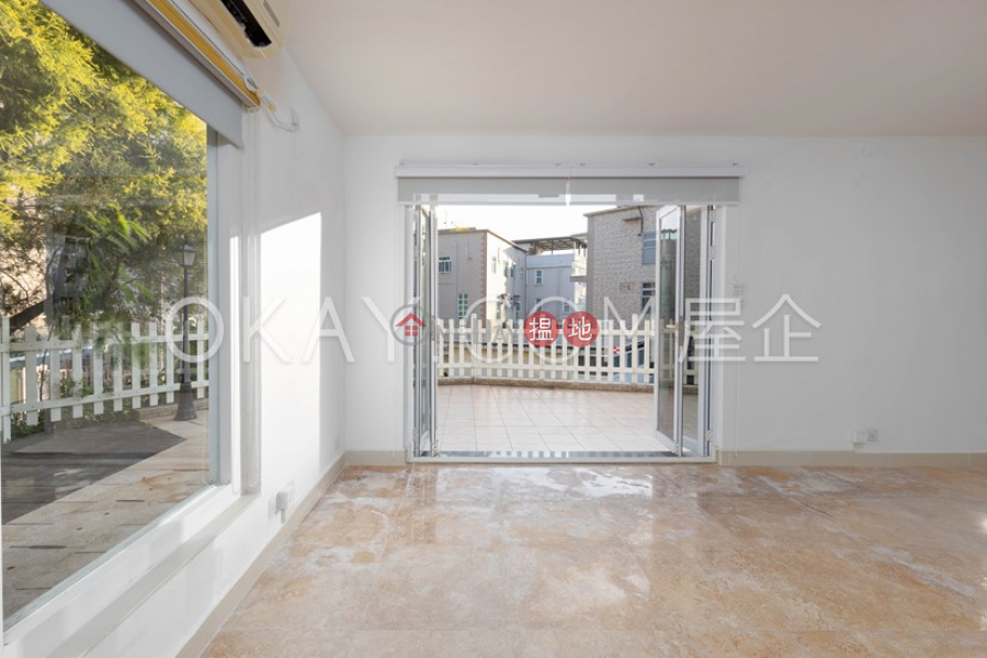 Rare house with balcony | Rental | 122 Connaught Road West | Western District, Hong Kong, Rental HK$ 49,000/ month