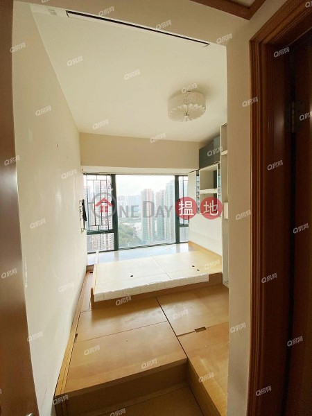 Property Search Hong Kong | OneDay | Residential | Sales Listings, Metropole Building | 3 bedroom High Floor Flat for Sale
