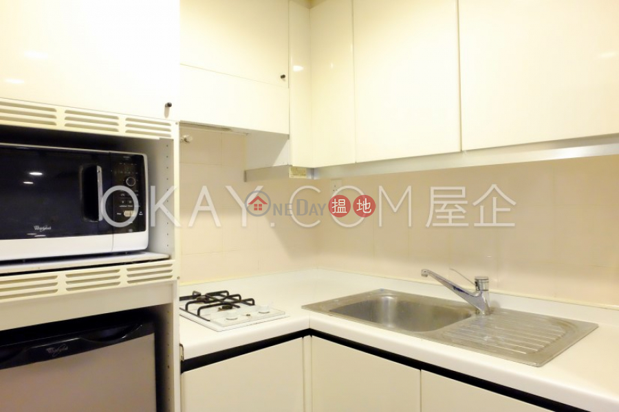 Tasteful studio on high floor | For Sale, Convention Plaza Apartments 會展中心會景閣 Sales Listings | Wan Chai District (OKAY-S19494)