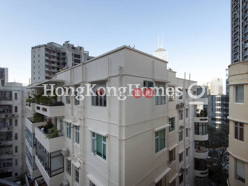 Property Search Hong Kong | OneDay | Residential | Rental Listings | 3 Bedroom Family Unit for Rent at Pak Fai Mansion