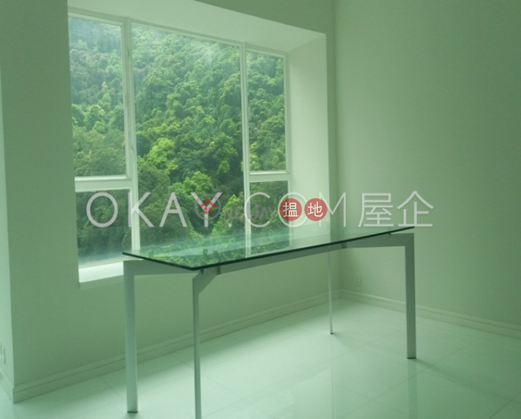 HK$ 75,000/ month Hillsborough Court, Central District Luxurious 3 bedroom with parking | Rental