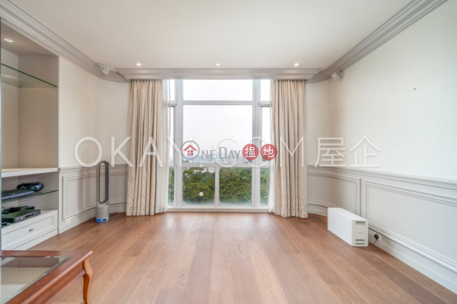 Efficient 3 bedroom with parking | For Sale | Park Place 雅柏苑 Sales Listings